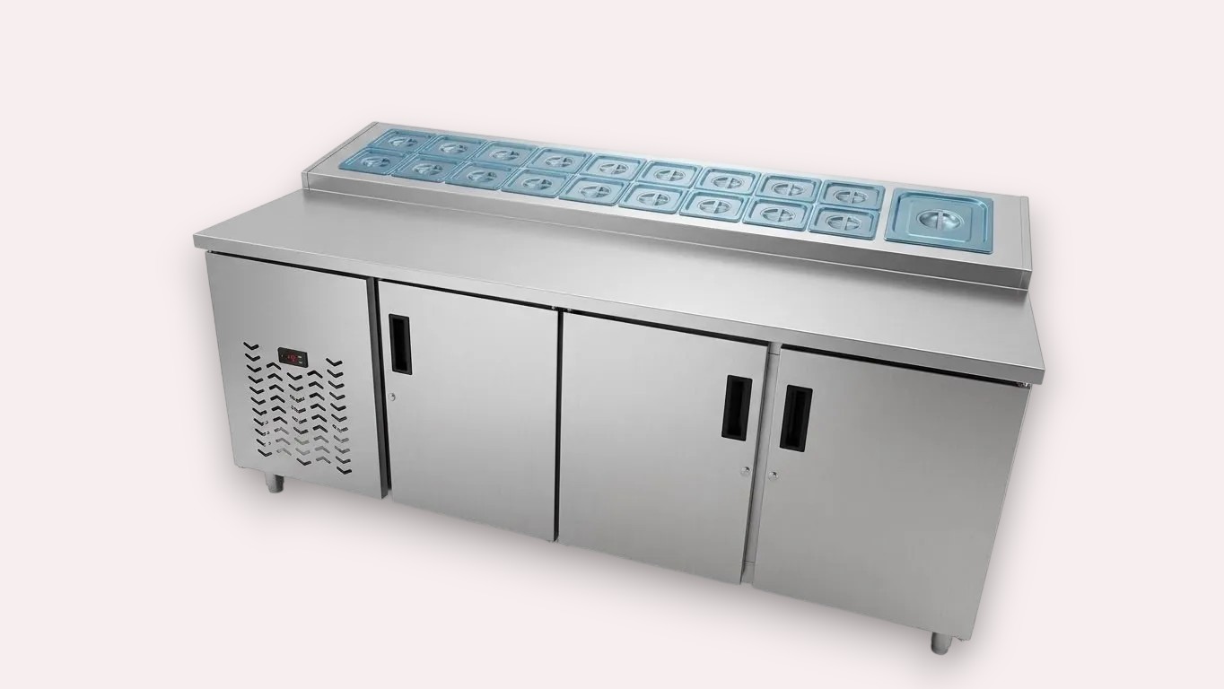 Two-door vertical commercial refrigerator